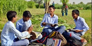 Youth craft Pakistan’s first youth and adolescent policy